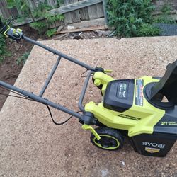 Leaf/snow blower