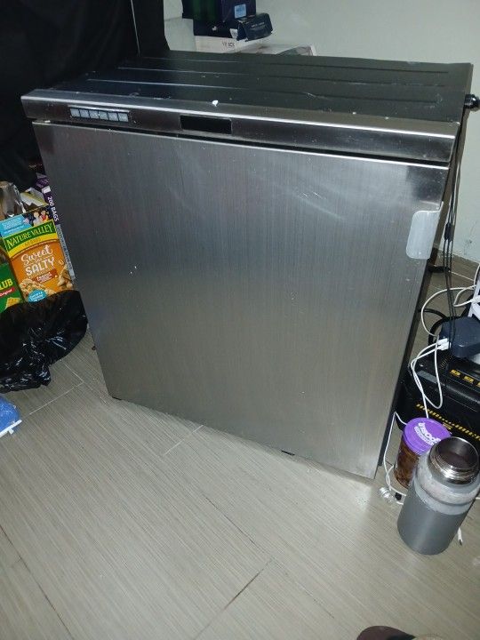 Bartech Stainless Steel Mini Fridge @ Freezer