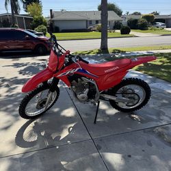 Honda CRF250F 2023