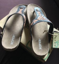 New Roper Women’s Miranda Flip Sandals – Tan – Size 10