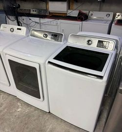Samsung  Washer and Electric Dryer, Clean, tested and ready to go. You may test at my location.
60 day warranty on all appliances. (If it stops workin