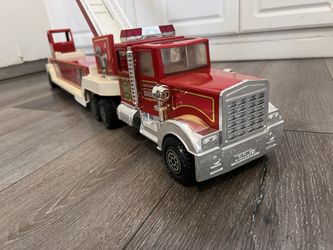 Vintage TONKA Fire Truck Hook and Ladder #1 Fire Engine And Trailer Ladder never played it’s been on display only great condition like new !