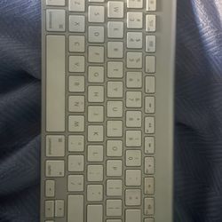 Apple Keyboard Wireless 