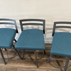 3 Bar Stools 
