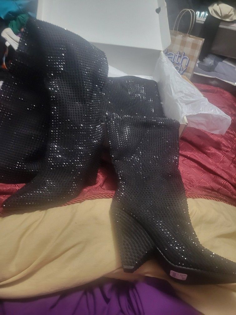 Black OVER THE KNEE BOOTS
