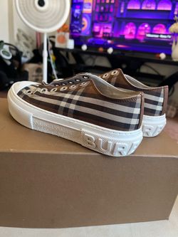 Burberry shoes