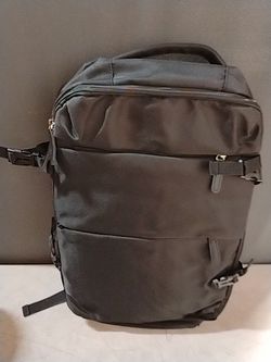 Brand NEW chiclife Black Back Pack, Medium Size