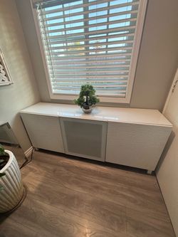 IKEA Besta