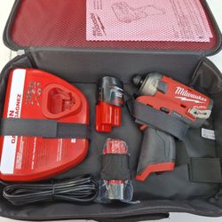 Milwaukee M12 FUEL SURGE 1/4" Hex Hydraulic Impact Driver Kit 