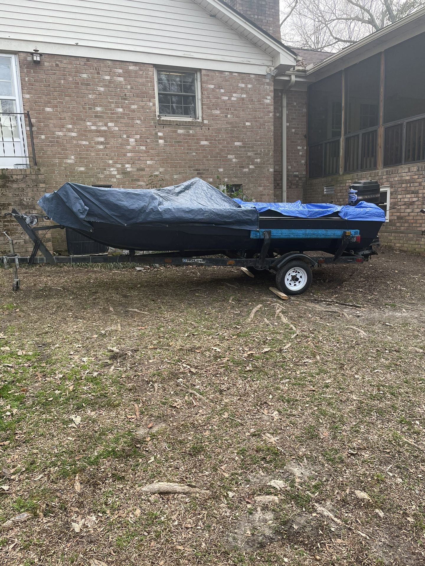 Photo 1978 Hustler Bass Boat on a 1978 Highlander Trailer