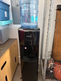 Primo 5 gallon water jug dispenser