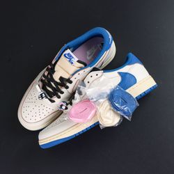 Travis Scott x Air Jordan 1 Low Pale Vanilla
