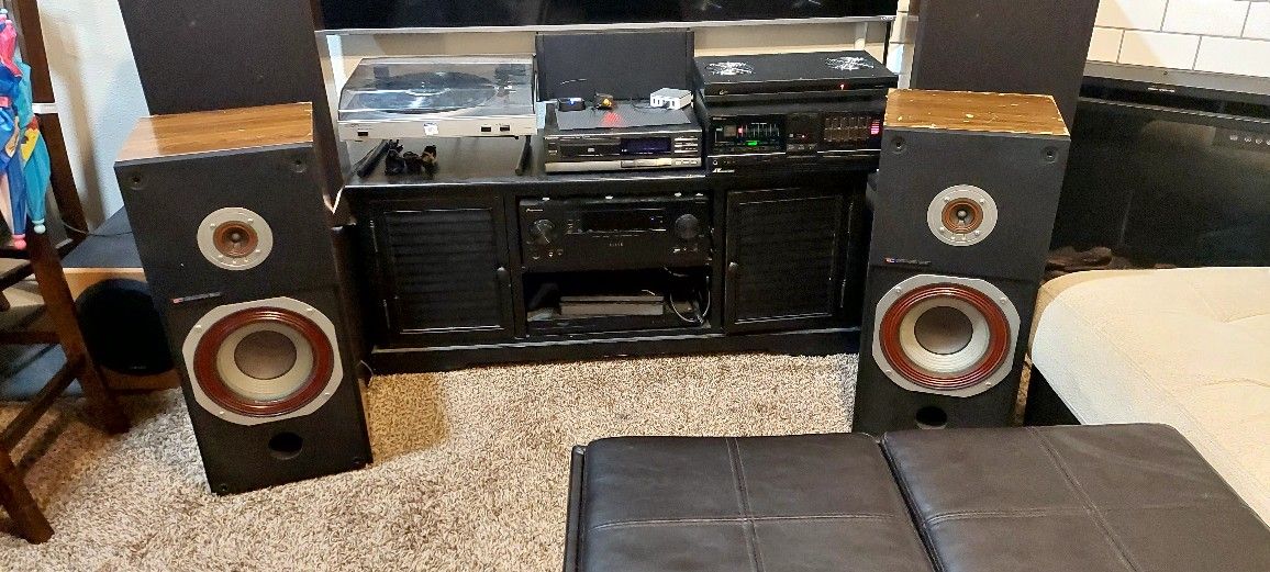 Vintage Sansui LM-330'S (1975) With Pioneer VSX-D2S Japanese Made Amplifier