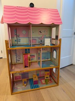 Large KidKraft Wooden Dollhouse with Furniture