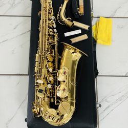 Giovanni S2087 Alto Saxophone  Condition like new  No cosmetic scratches or dents 