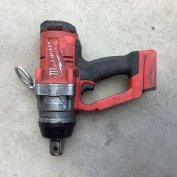 Milwaukee M18 FUEL ONE-KEY 1 in. Impact Wrench with Friction Ring