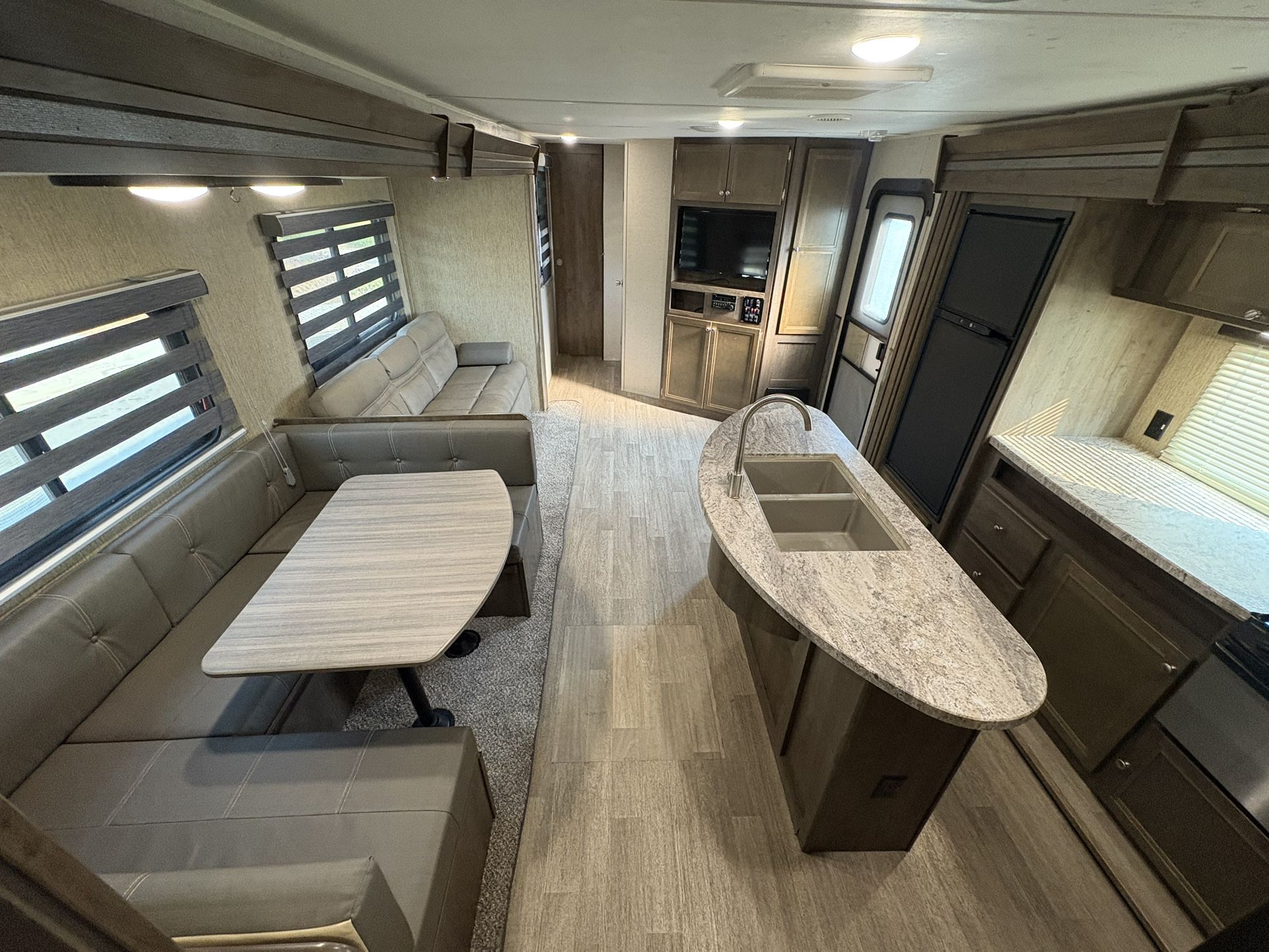 2018 Coleman Rv 337BH Bunkhouse