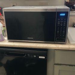 Used Samsung Microwave