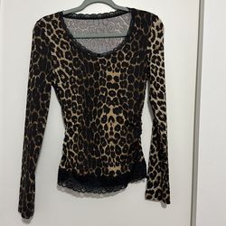 Leopard Print Long Sleeve Top