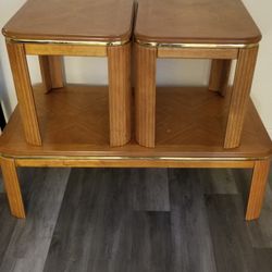 Nice 3 Piece Coffee table set 