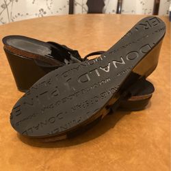 Shoes Made By Donald J Pliner  Size 8