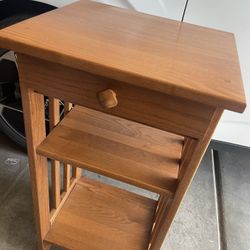 Side Table / Nightstand 