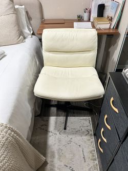 Adjustable Desk Chair