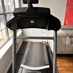 Proform 600i Treadmill 