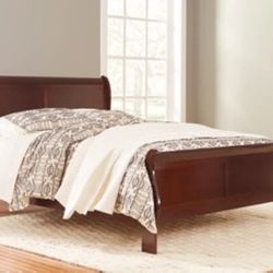 Queen Sleigh bed frame 