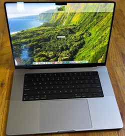 Apple MacBook Pro 2021 16" Apple M1 Pro Max 10-Core 32GB 1TB SSD 16-Core GPU A2485