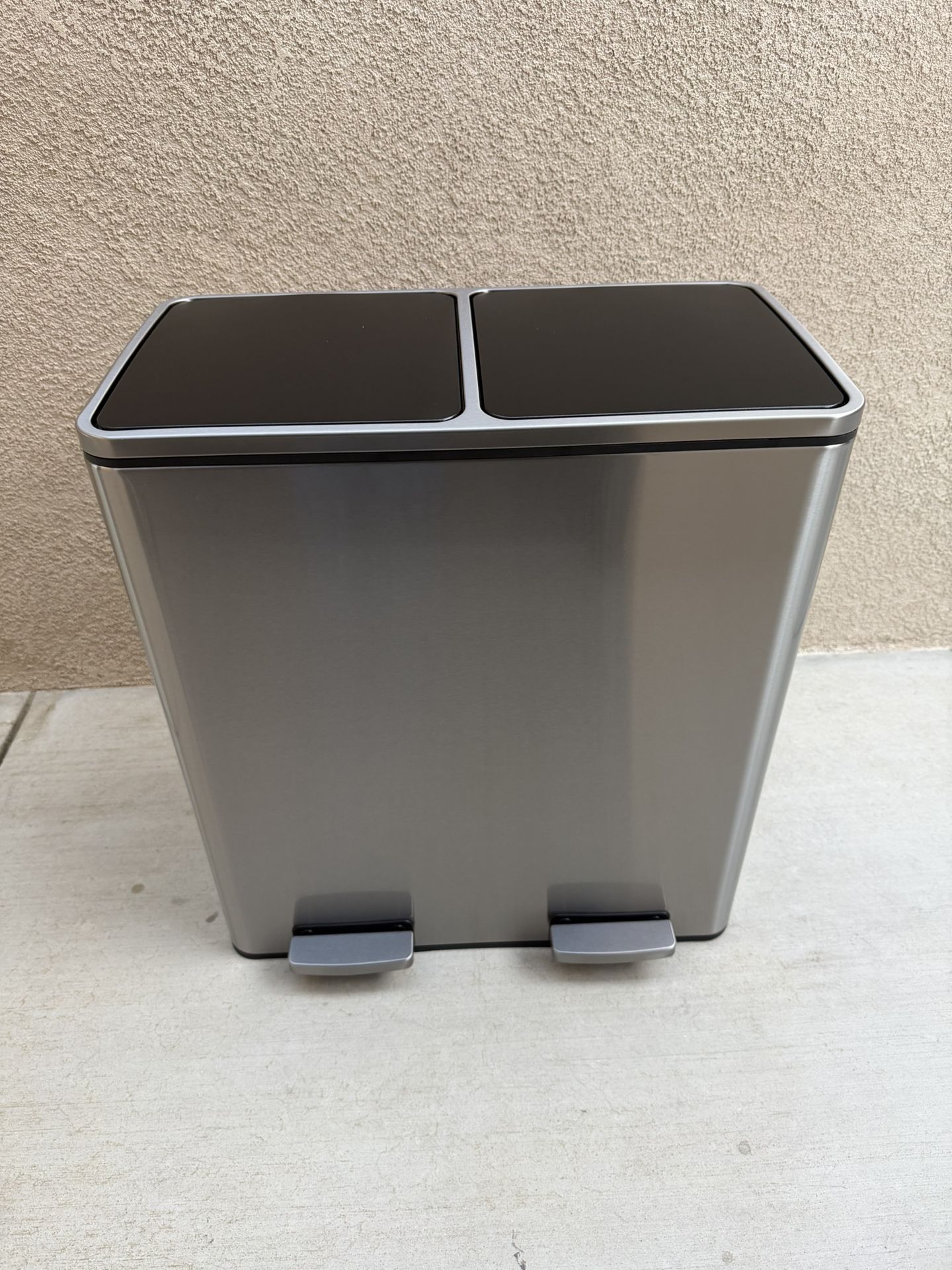 Arlopu 16 GallonStainless Steel Trash Can, 60L Dual Compartment, Metal Kitchen Step Recycle Bin, Metal Double Dustbin, in-Home Garbage Rubbish Can W/R