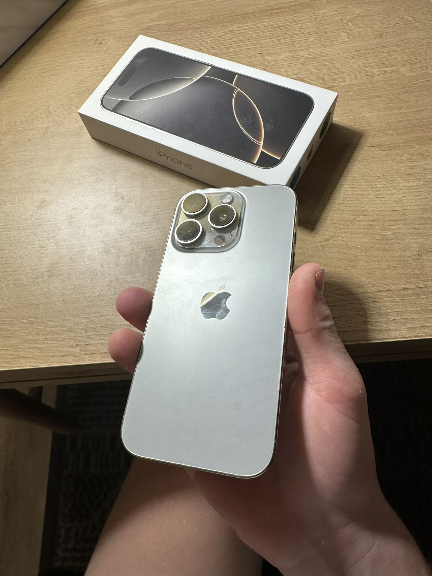 Iphone 16 Pro 265G GB