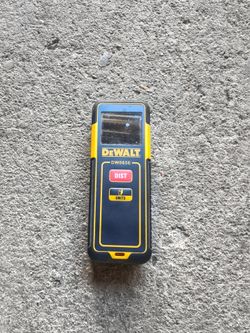 DeWalt tool 65ft laser distance measurer