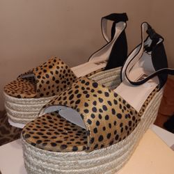 Women's Stylish Cheetah Print Shoes