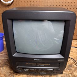 9” Orion CRT VHS 