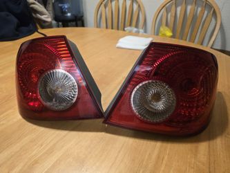 2006 Toyota Corolla Rear Tail Ligts