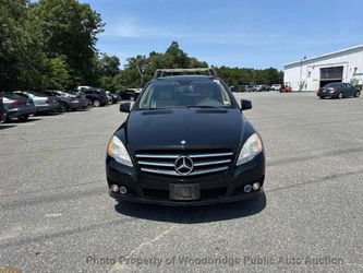 2011 Mercedes-Benz R 350