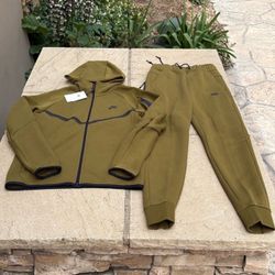 New Nike tech fleece SET olive flak hoodie jacket pants joggers Men’s S Small