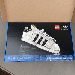 Lego Adidas Superstar
