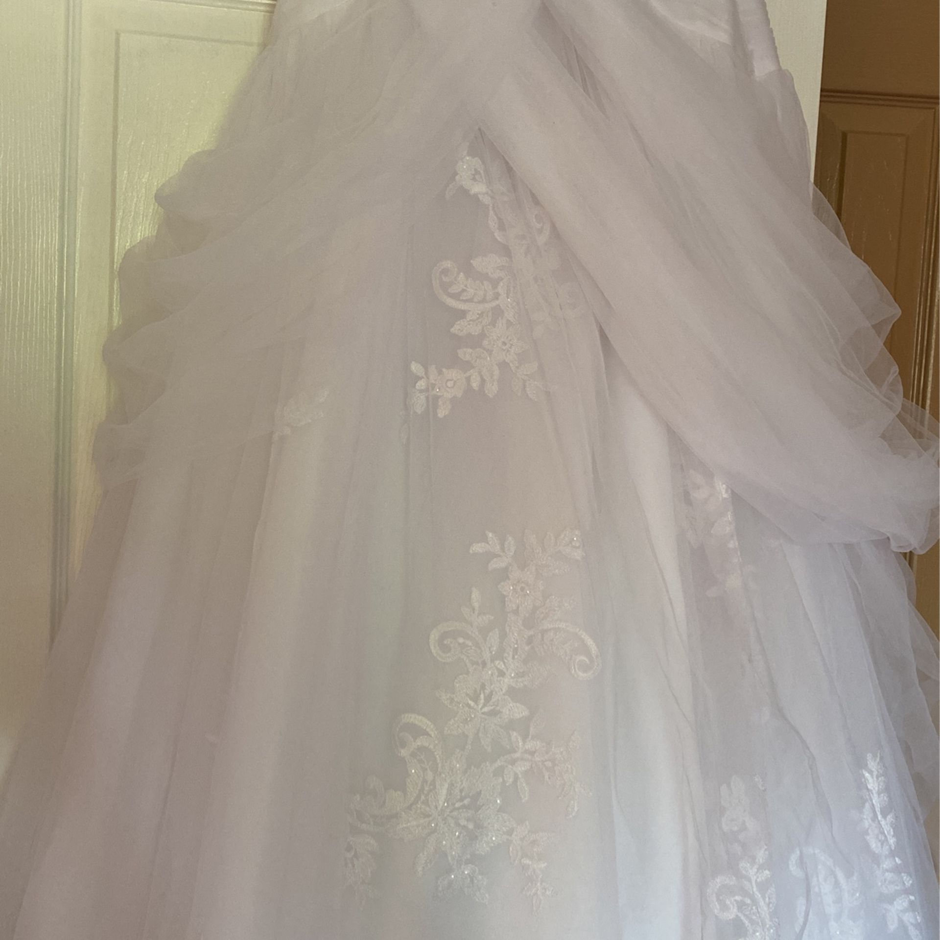 DAVID’S BRIDAL   WEDDING DRESS