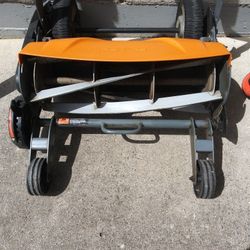 Fiskars 18 Inch Non-Electric Reel Mower 