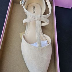 Lady Shoes Size 10