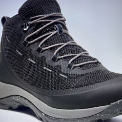 MENS HIKING BOOTS size 12.5 NEW IN BOX