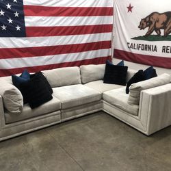 Free Delivery - Jonathan Louis Microfiber 4 Piece Modular Sectional Couch 