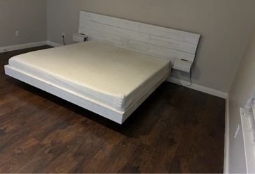 King size floating bed with mattress