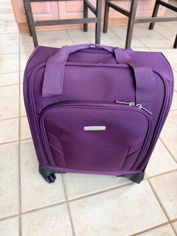 Samsonite under seat spinner purple