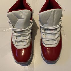 Red Jordan 11