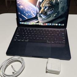 MacBook Air m2 chip 100% battery health Adobe Word Excel PowerPoint Parallels MainStage FinalCut