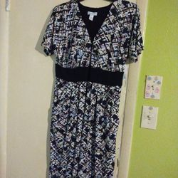 Dress for Sale | Fits Sizes Medium and Large 