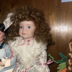 porcelain dolls 